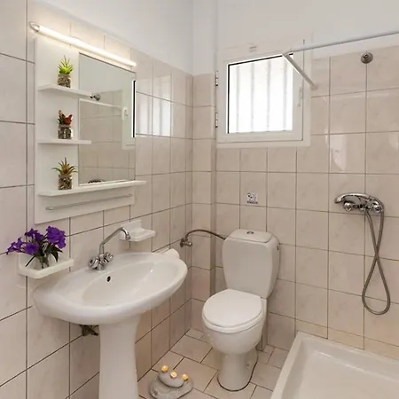 莱塔公寓 公寓 菲尼卡斯