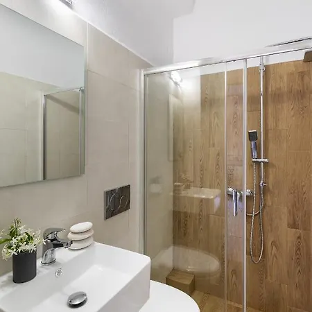 Letta's アパート