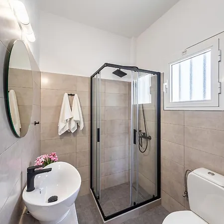 Apartment Letta's Finikas (Syros)